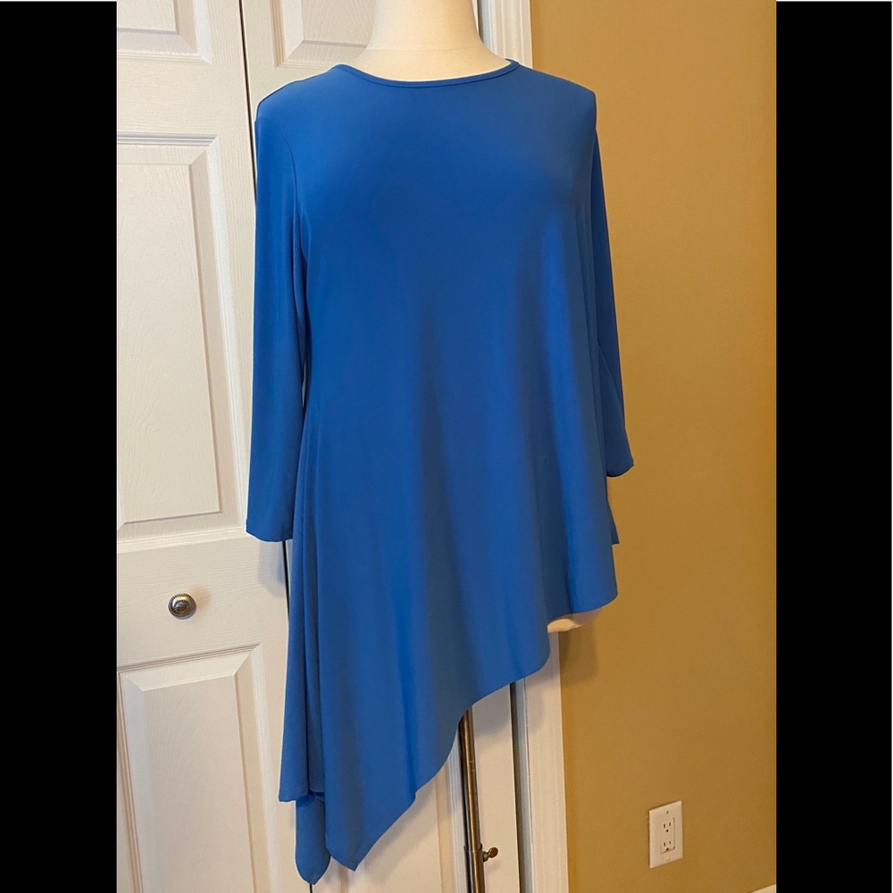 Cato asymmetrical knit tunic.  Periwinkle blue. XL